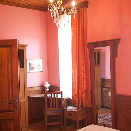 Azur Suites Heirloom Aparthotel